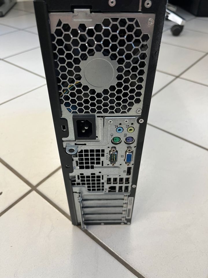 HP Elite 8200 ( i5 / 8GB / 250GB ) PC Computer in Stuttgart