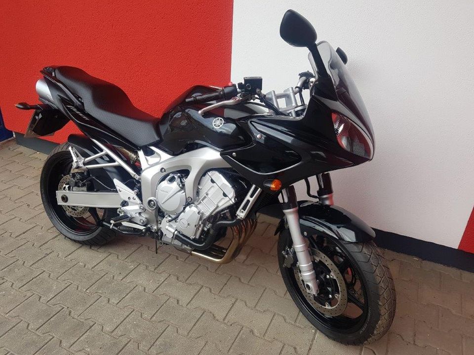 Yamaha FZ6 FAZER SUPER ZUSTAND ZWEIRAD HASSEMER in Malchin