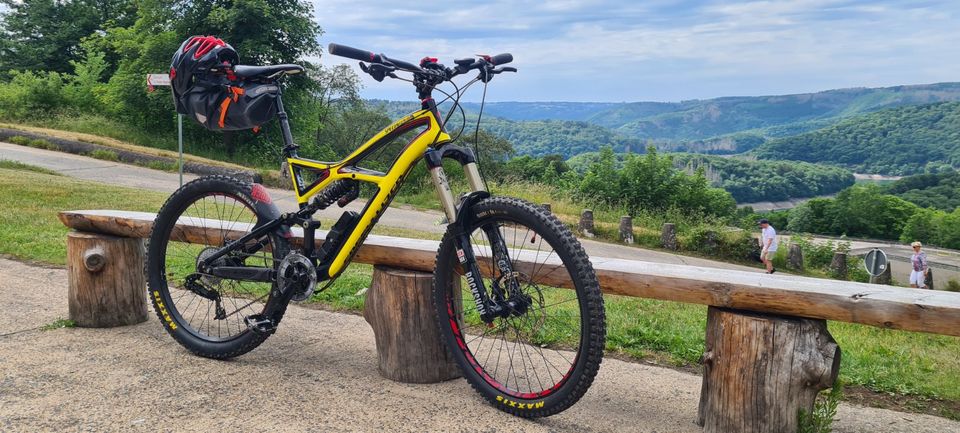 ⭐ Specialized Enduro FSR Evo in Gr. L "Enduro, All Mountain" in Duisburg