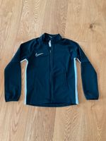 Sportjacke Trainingsjacke von Nike Gr 137-147 TOP Nordrhein-Westfalen - Grevenbroich Vorschau