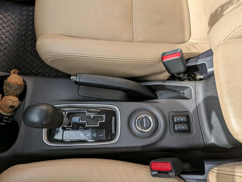 Mitsubishi Outlander 2.2 DI-D 4WD Automatik Instyle in Niederaula
