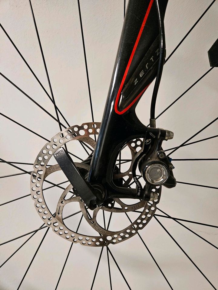 Specialized Sirrus Expert Carbon Disk Größe M in Halver