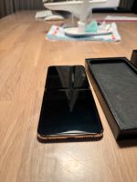 Samsung Galaxy Z Flip 4 mit verschiedenen Hüllen Hessen - Bad Wildungen Vorschau