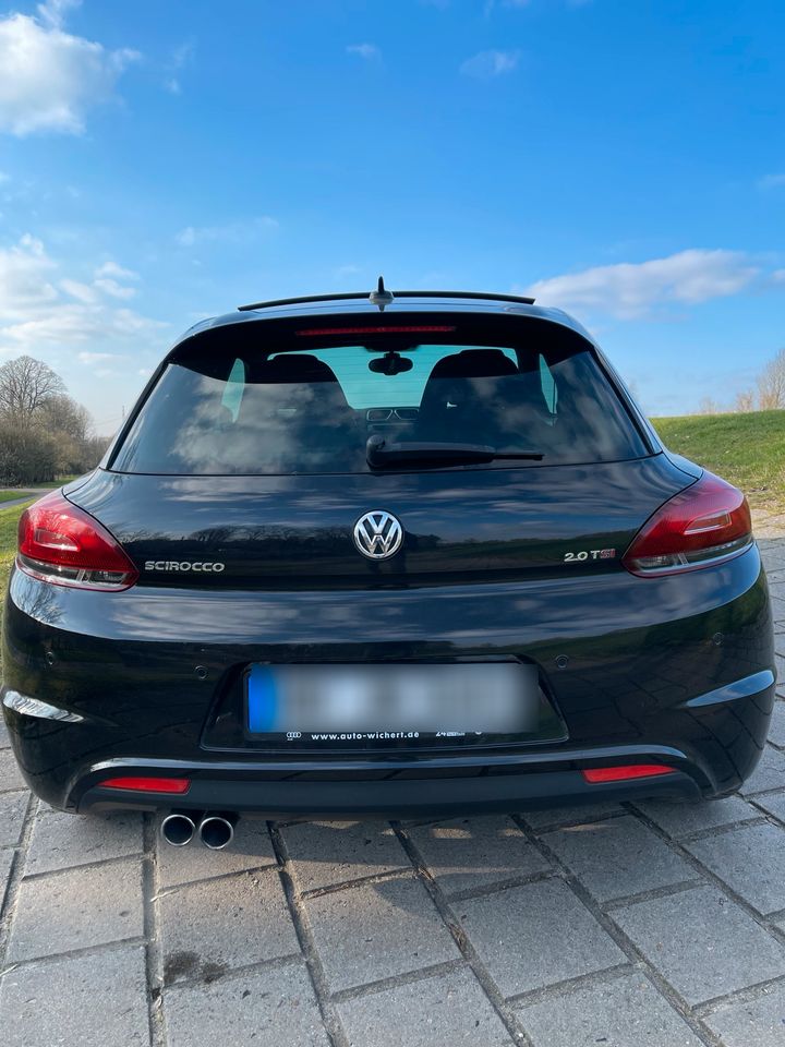 VW Scirocco 2.0TSI seit 10 Jahren in 2 Hand 98tkm unfallfrei Golf in Hamburg