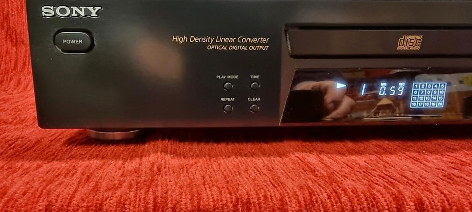 Sony CD-Player CDP-XE 270 in Wustermark