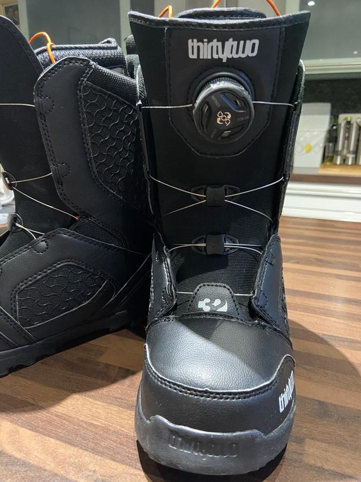 ThirtyTwo STW Boa Snowboardschuhe Snowboard Boots Gr.37 Neuwertig in Hallenberg