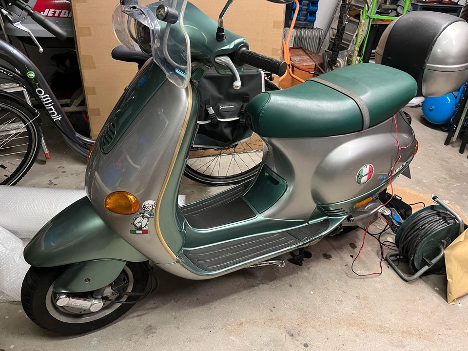 Vespa ET 4 TÜV U. KD NEU! in Bondorf