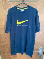 Vintage Nike T-Shirt Shirt Oberteil Blau Gelb Swoosh Retro Size S Frankfurt am Main - Nordend Vorschau