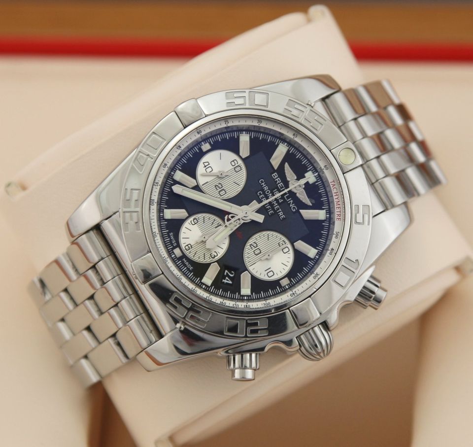 Breitling Chronomat 44 mit Manufakturkaliber B01 Ref: AB0110 in Rheine