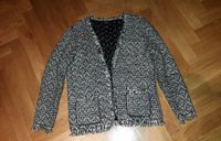 Wie Neu ❤ Boucle Cardigan Strick Jacke Fransen Schwarz Weiß 44 XL Nordrhein-Westfalen - Olpe Vorschau