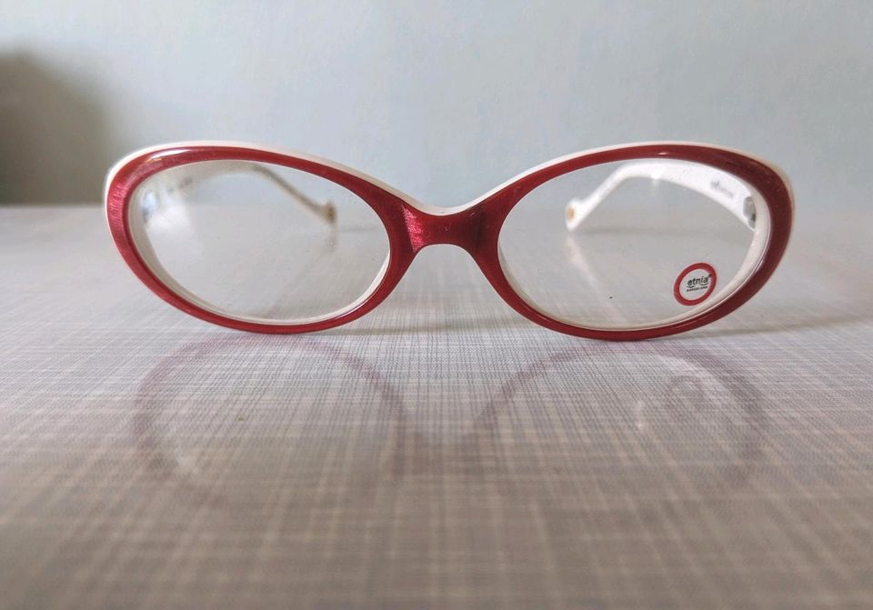 Brille Etnia Barcelona Modell Miami weiß rot unbenutzt neu in Hameln