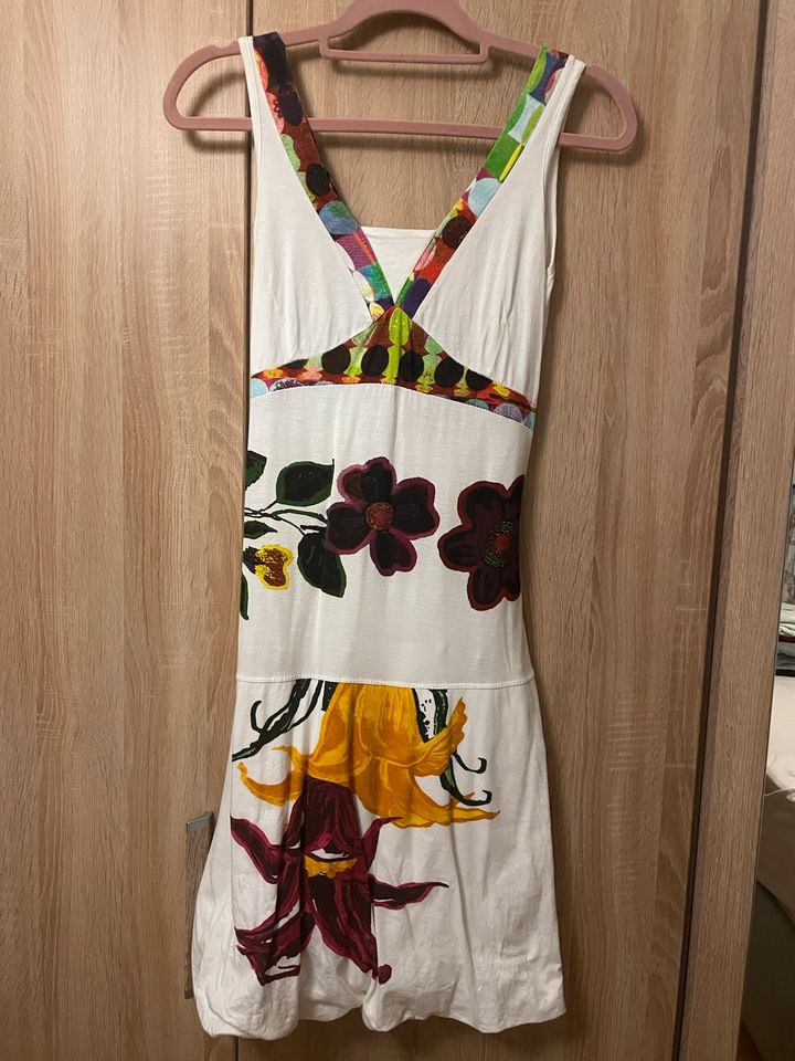 Sommerkleid von Desigual in Hirschfelde