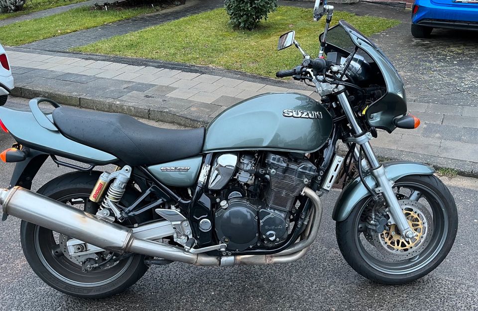 >> NUR FÜR KURZE ZEIT <<Suzuki GSX 750 AE in Rommerskirchen