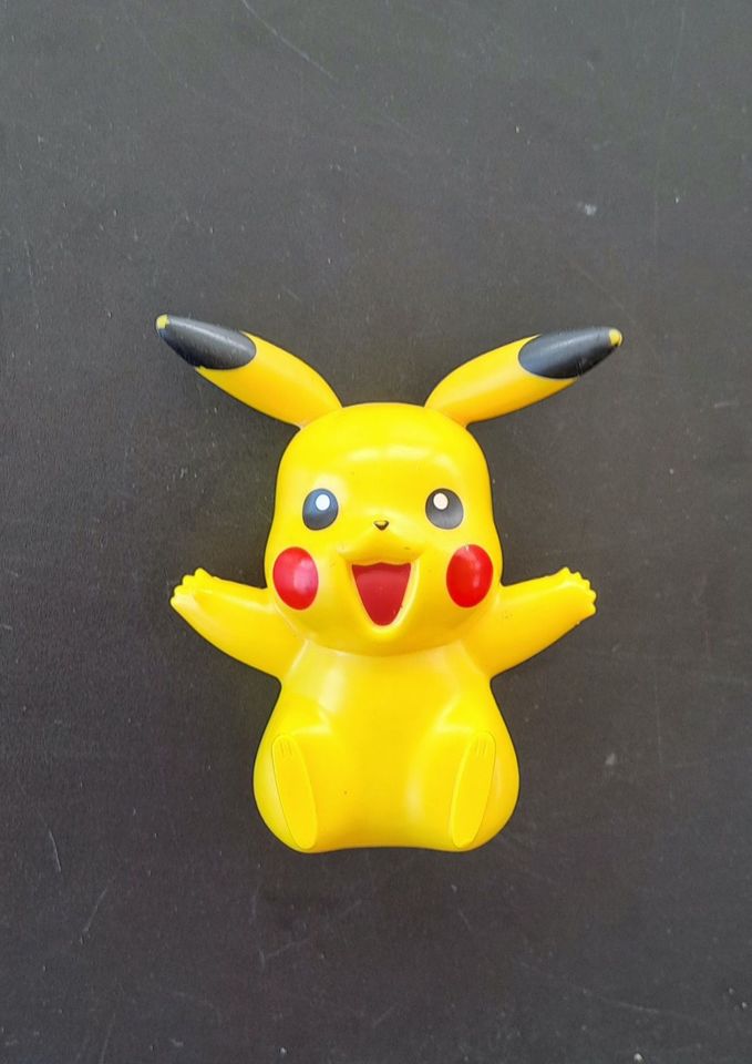 Pokemon Figur  - Pikachu - 2016 in Alt Zachun