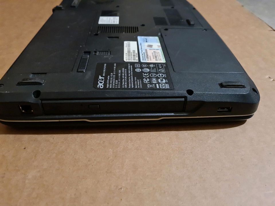 Dell Asus Acer Laptop s an Bastler als defekt Ersatzteilspender in Berlin