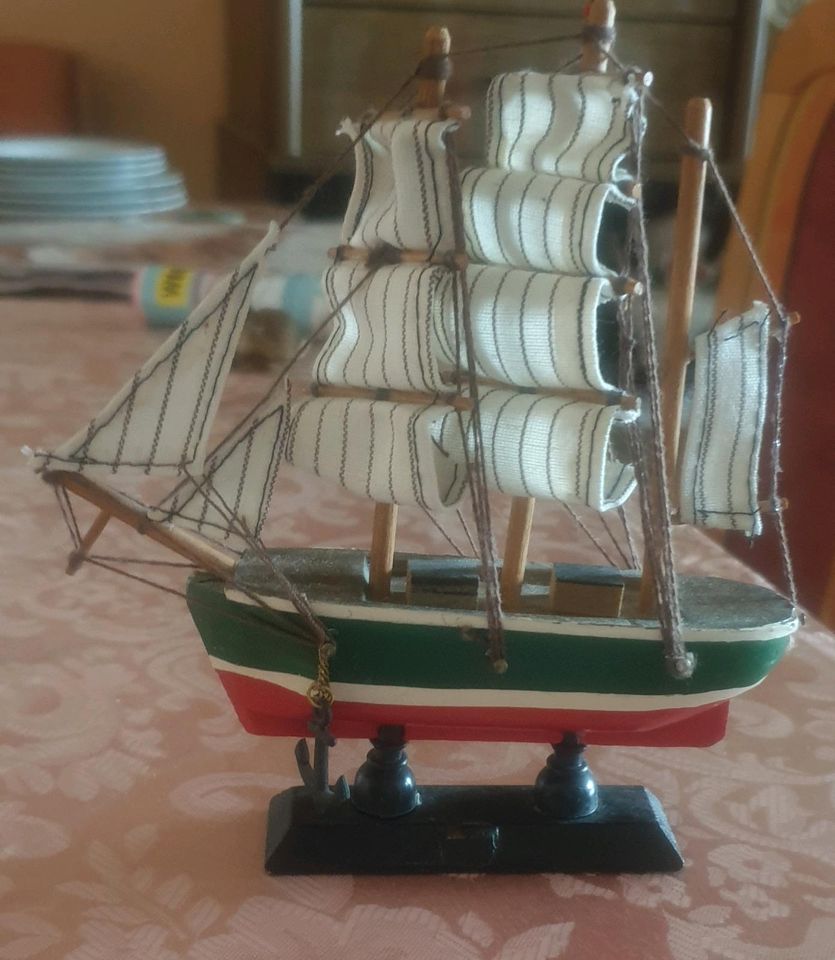 Segelschiff, Modell  Holz in Leipzig