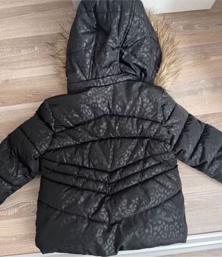 Michael Kors Kinderjacke Jacke Daunenjacke 2 Jahre 92/98 WIE NEU in Herdorf