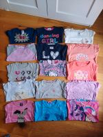 Mädchen Kleidung Gr.98/104 Shirt, Pulli, Jacke, Hose, Matschhose Nordrhein-Westfalen - Velbert Vorschau