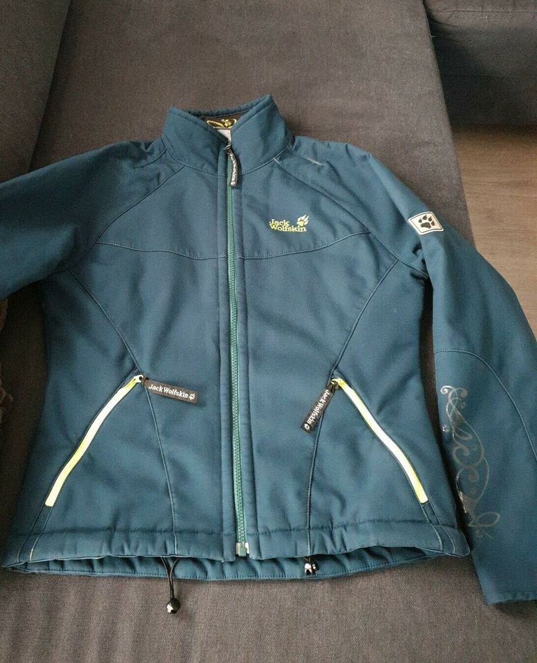 Jack Wolfskin  Outdoor  Jacke  gr.S in Erlenbach am Main 