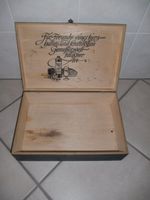 Alte Präsent Holzkiste mit Werbung im Deckel innen.70/80er Jahre Bielefeld - Sennestadt Vorschau