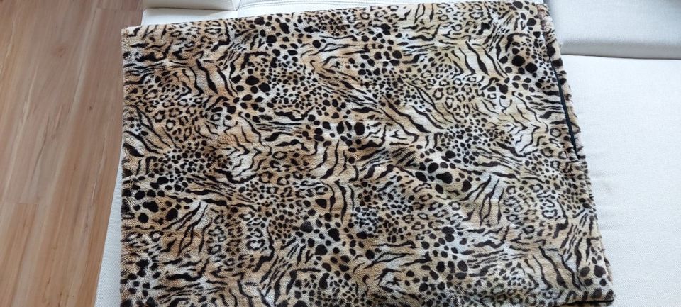 Uhle Kunstfell Decke Leopard  animal 140 x 200 cm in Versmold