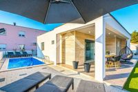 Haus mit Pool in Kroatien zu verkaufen Nürnberg (Mittelfr) - Leyh Vorschau