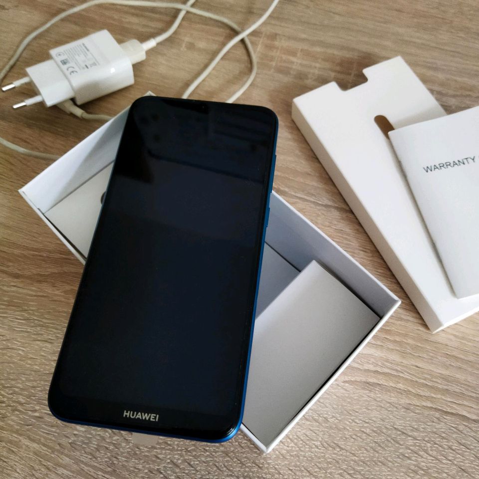 Huawei Y7 2019 32 GB blue in Naumburg (Saale)