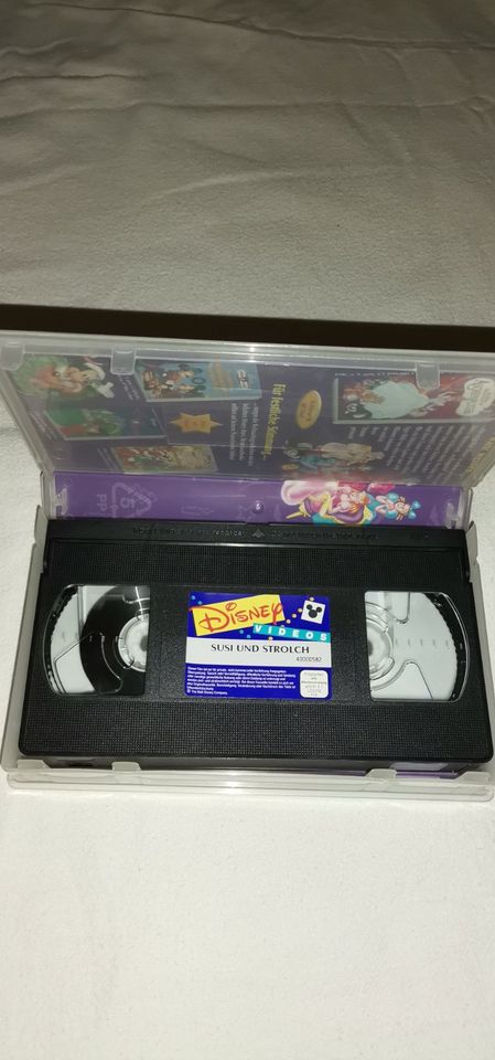 WALT DISNEY CLASSIC VHS KASSETTE MEISTERWERK HALOGRAMM SAMMLERSTÜ in Schwegenheim