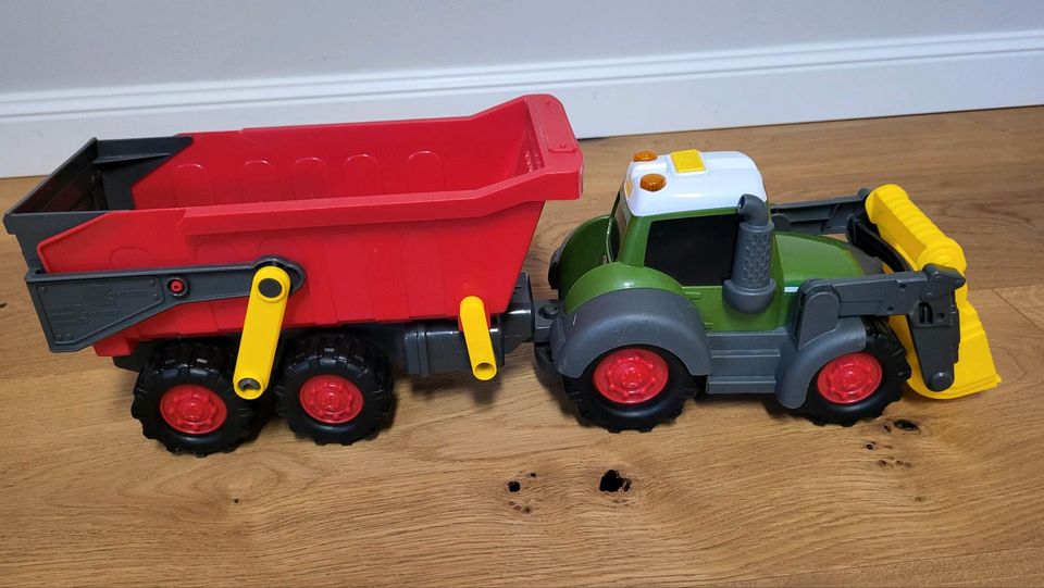 Dickie Toys ABC Traktor mit Anhänger 65cm  Spielzeug Kinder in Karben