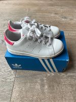 Adidas Stan Smith Sneakers Größe 31 Hessen - Rüsselsheim Vorschau