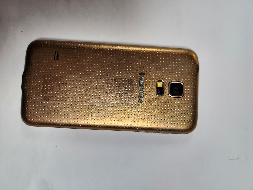 Handy Samsung Galaxy S5 mini gold in Königswinter