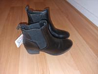 marco tozzi stiefeletten neu 36 schwarz boots Nordrhein-Westfalen - Altena Vorschau