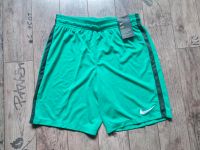 Nike shorts, kurze Hose, neu mit etikett Nordrhein-Westfalen - Geilenkirchen Vorschau