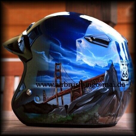 Airbrush für Motorradhelm / Helm Grafik & Design und vieles mehr. in Reisbach