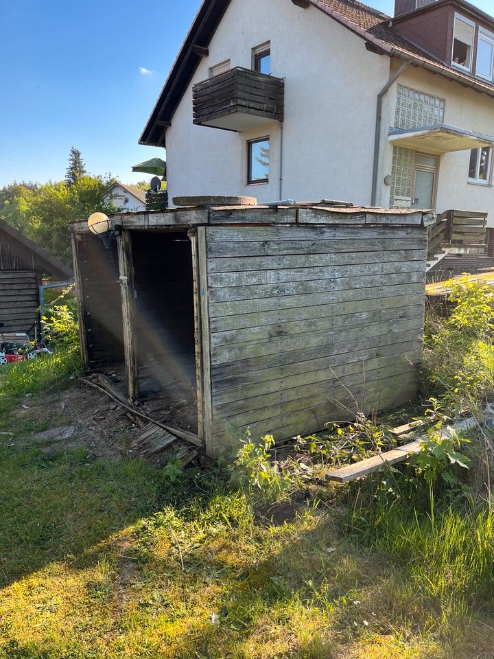 Holzhütte zu verschenken! in Dassel