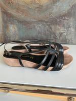UNISA Sandalen Schuhe Gr. 39 Leder Riemen Sommer Top Baden-Württemberg - Karlsruhe Vorschau