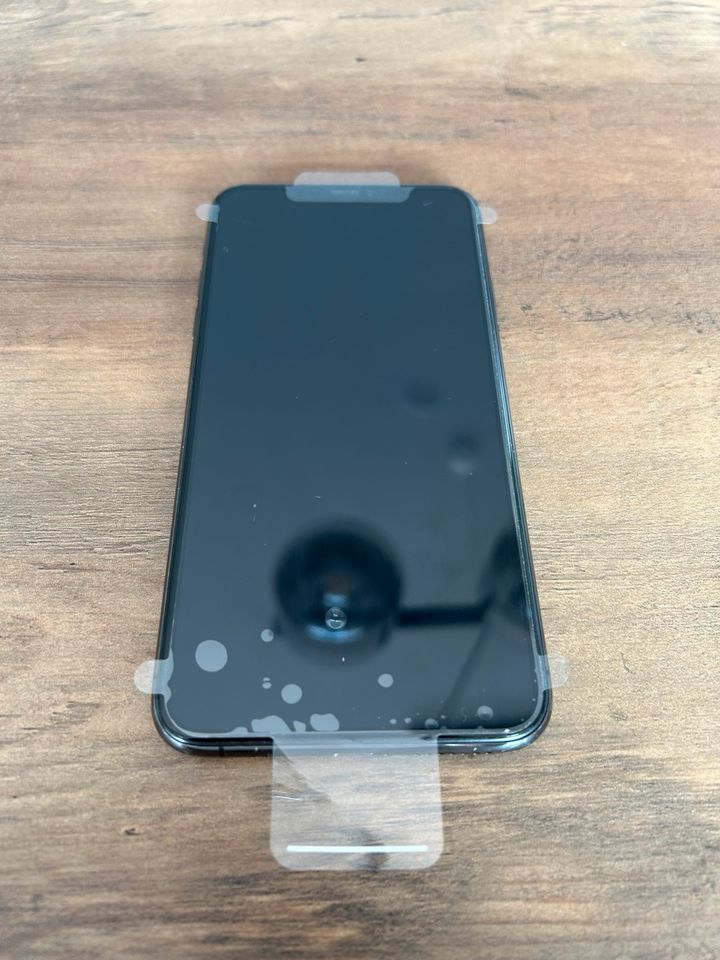 Apple IPhone 11 Pro Max 64 GB in Wittmund