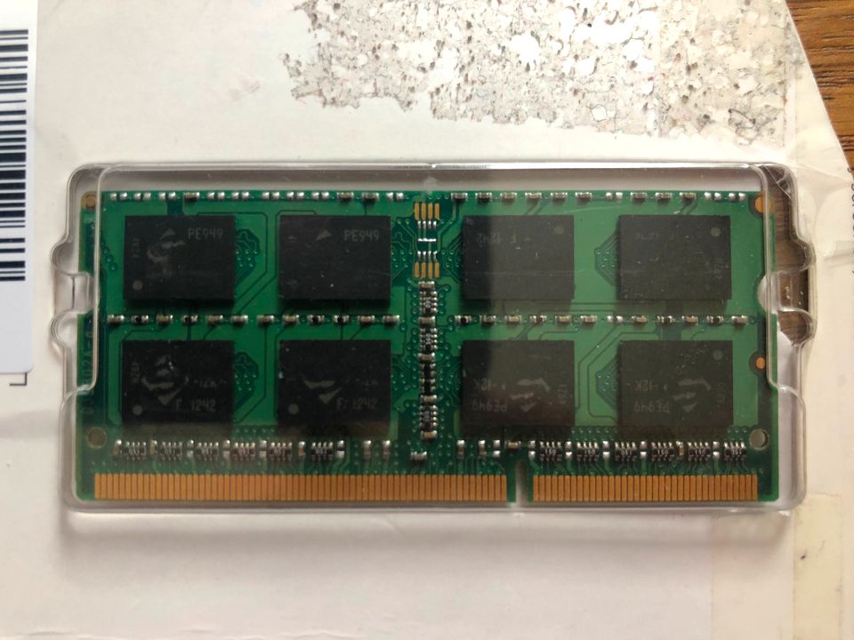 1 x 4GB DDR3 1333MHz MACMEMORY CMSA4GX3M1A1333C9 in Jena