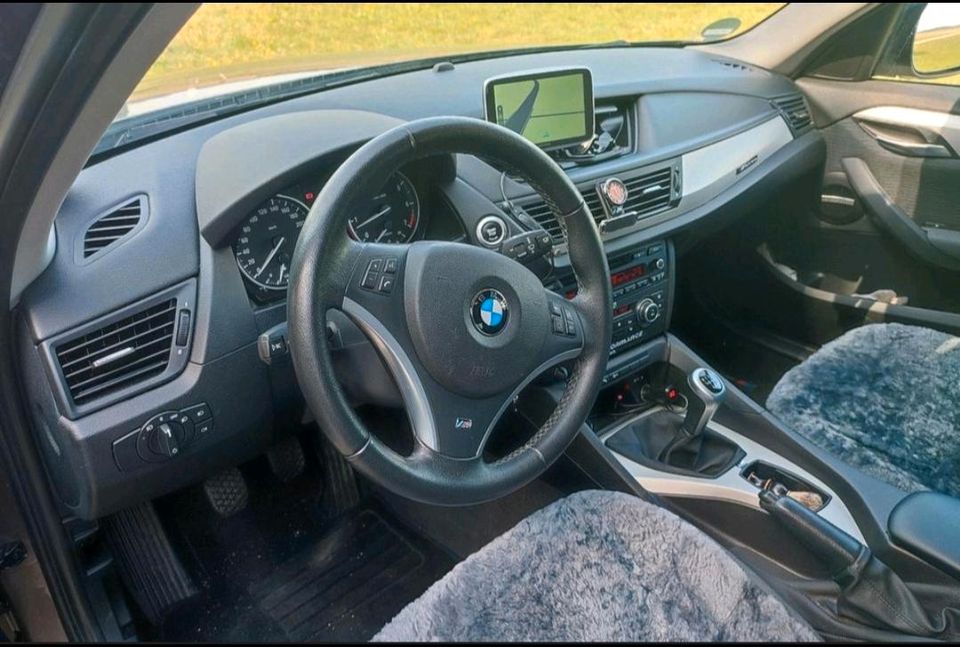 BMW-X1 E84 S-Driveu 1.8i TÜV 06.2026-NEU, Xenon, PDC, 17"Alu.... in Ansbach
