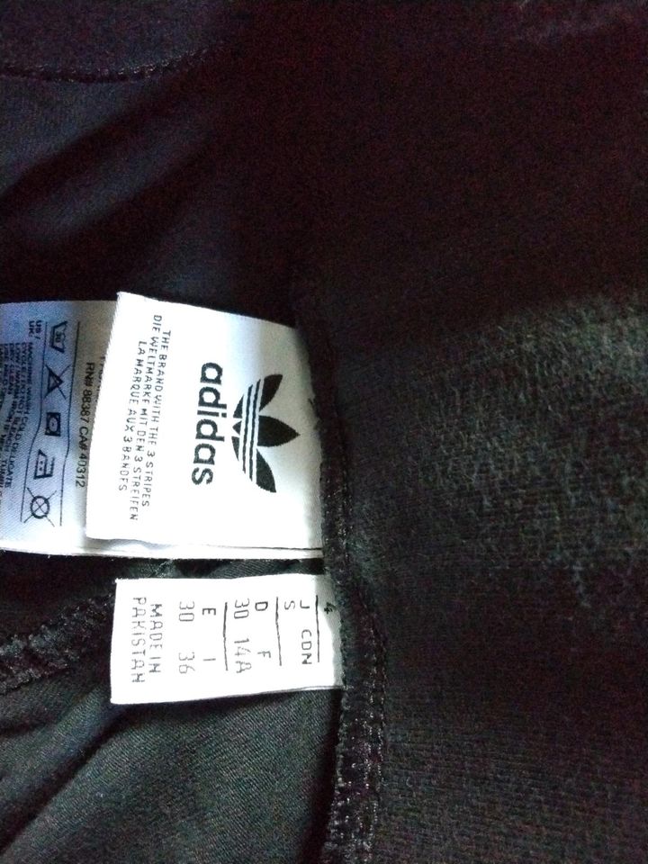 Adidas Leggings Gr. 32 +30 in Ansbach