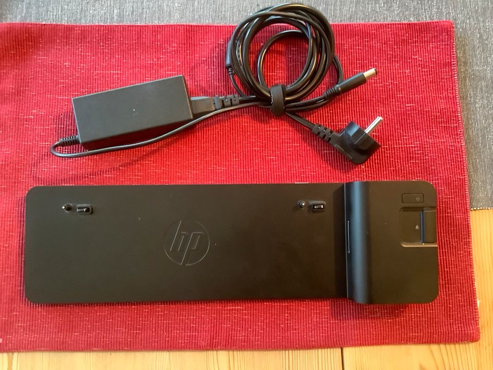 HP 2013 UltraSlim Docking Station inkl Netzteil in Überlingen