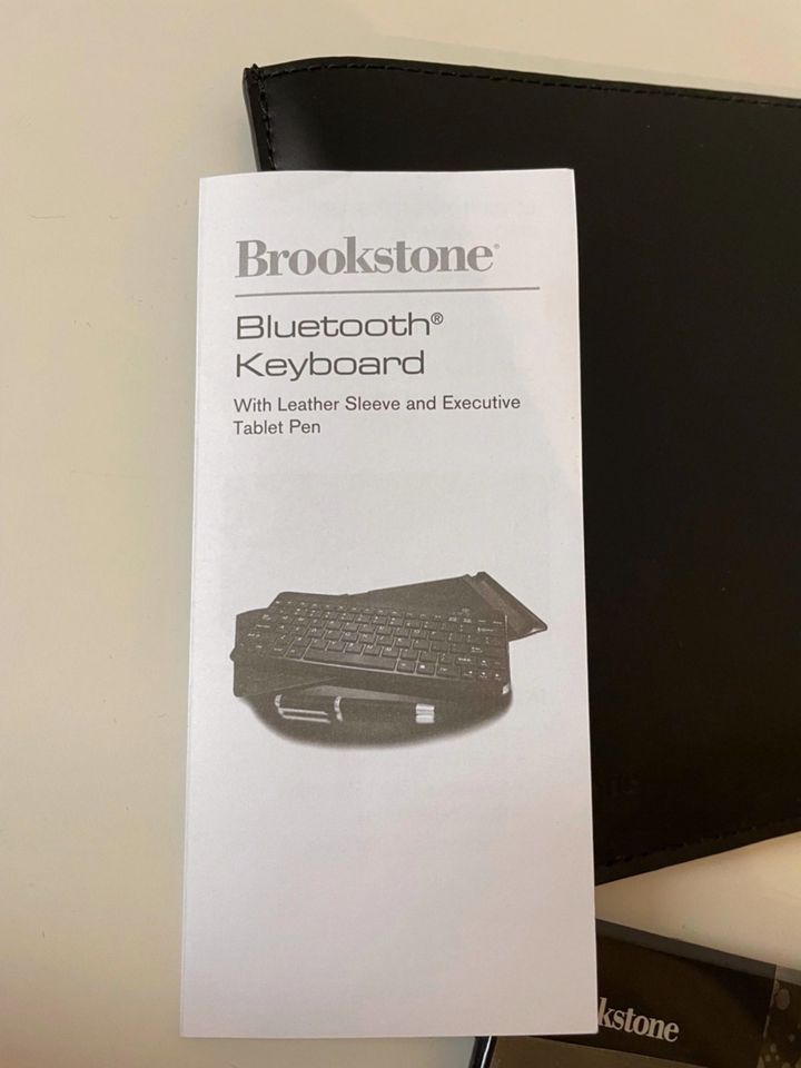 Brookstone Keyboard, Bluetooth Tastatur in Hamburg