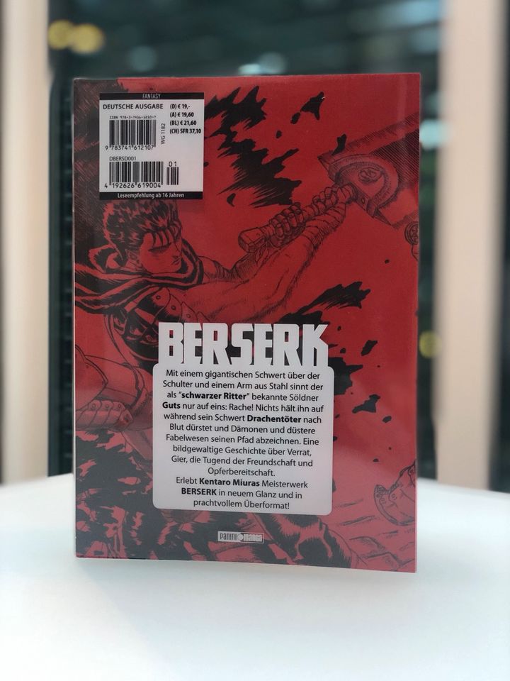 Berserk Manga | Band 1 | Limited Edition in Pfaffenweiler