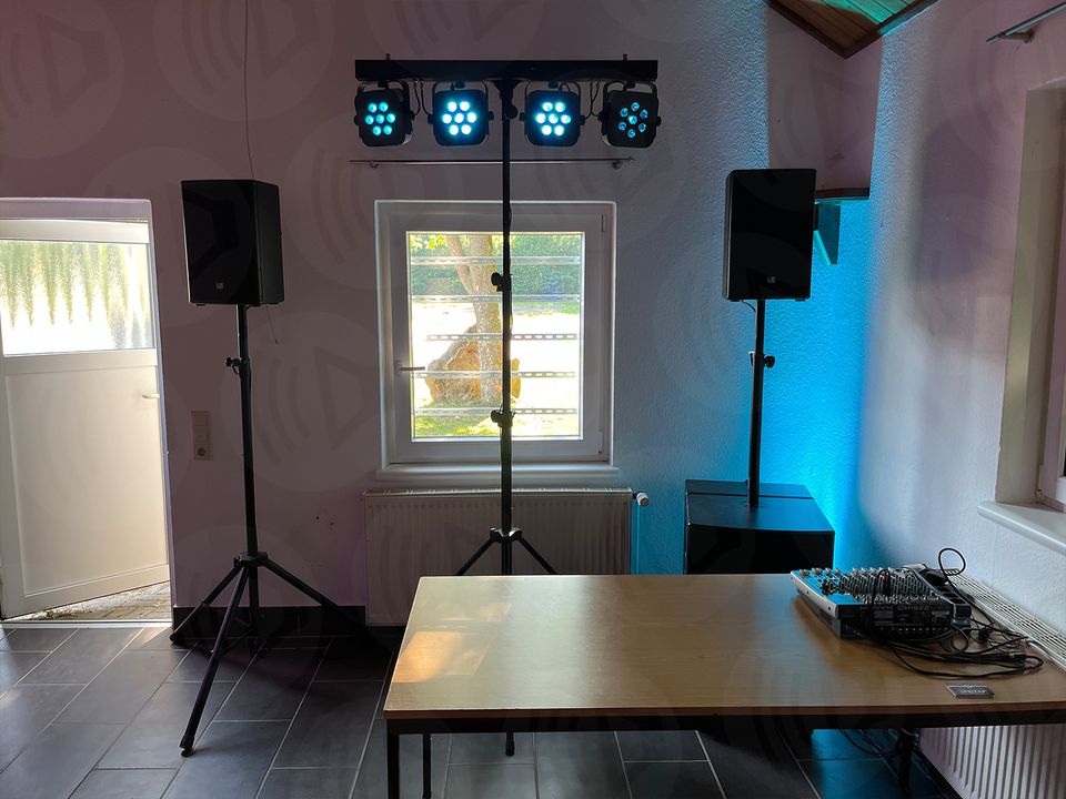 Party-Paket | Bluetooth | Musik-Anlage | LED-Lichtbar | Strahler in Warburg