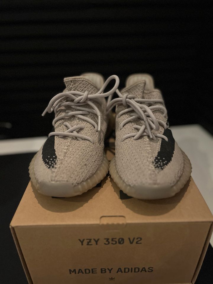 Yeezy Boost 350 V2 Slate in Oberhausen