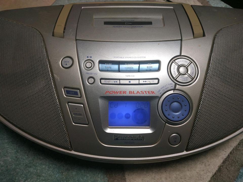 Panasonic RX-ES25 Vintage CD/Radio Kassette Ghettoblaster in Lehre