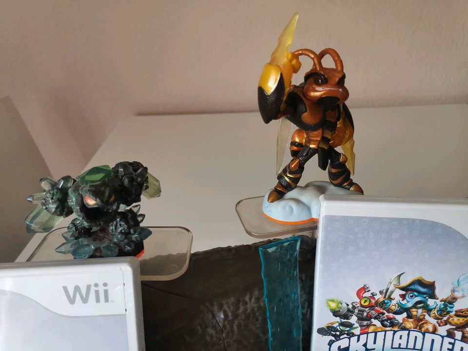 Skylanders Sammlung Figuren Fallen portal Karten Wii vieles mehr in Berlin