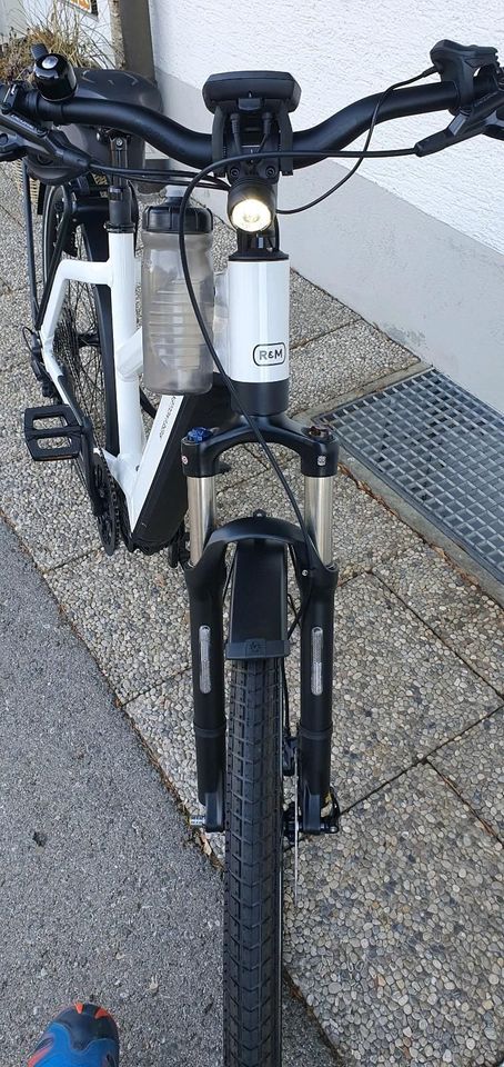 E-Bike Riese und Müller Charger3 touring Bosch CX 49cm in Bad Wörishofen