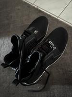 Puma sneaker Größe 44 NEU München - Bogenhausen Vorschau
