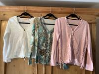 BIBA Kleiderpaket Hosen und Shirtjacken 5 Teile Gr. 42 Rheinland-Pfalz - Worms Vorschau